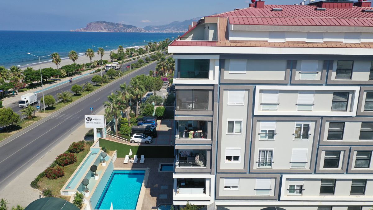 Alanya Seaview Apartment with Pool 524