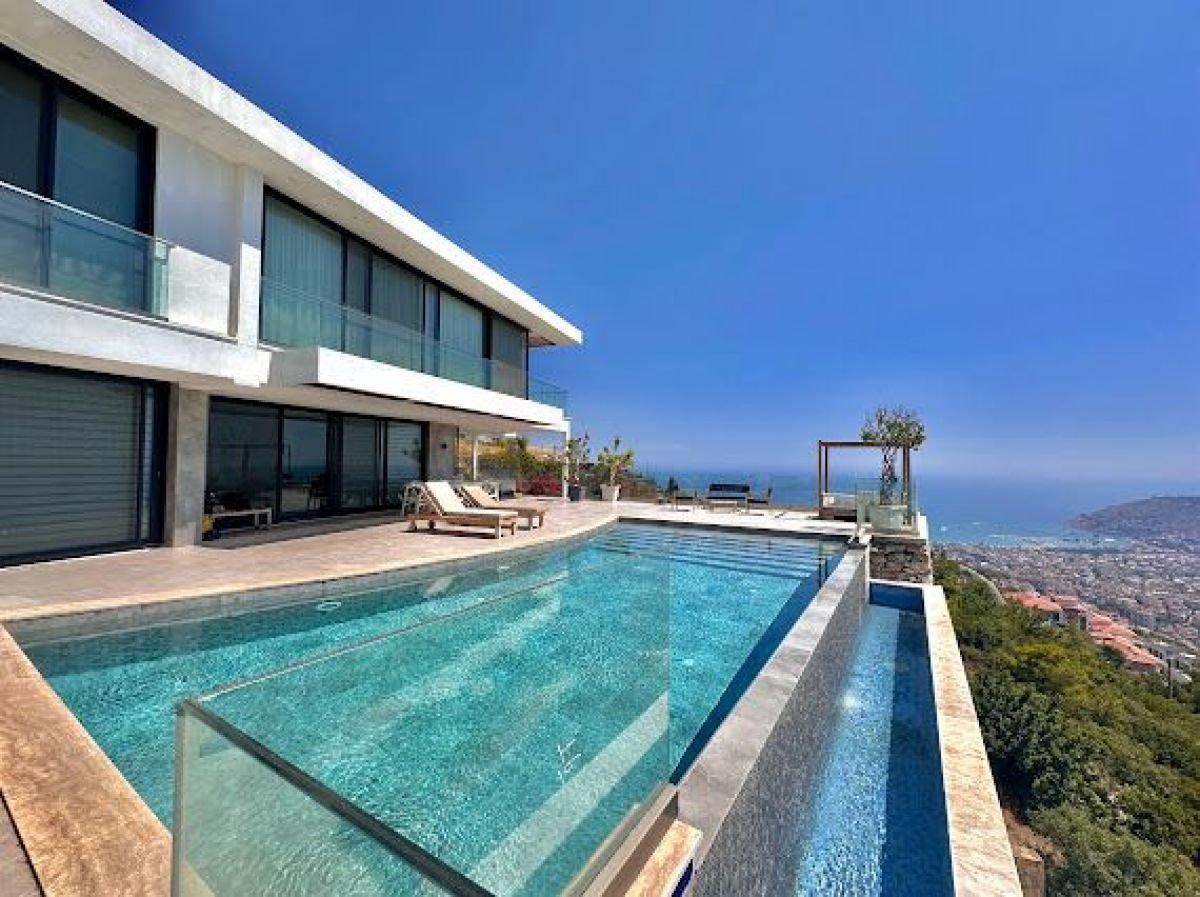 Meerblick Villa mit Infinity Pool 654